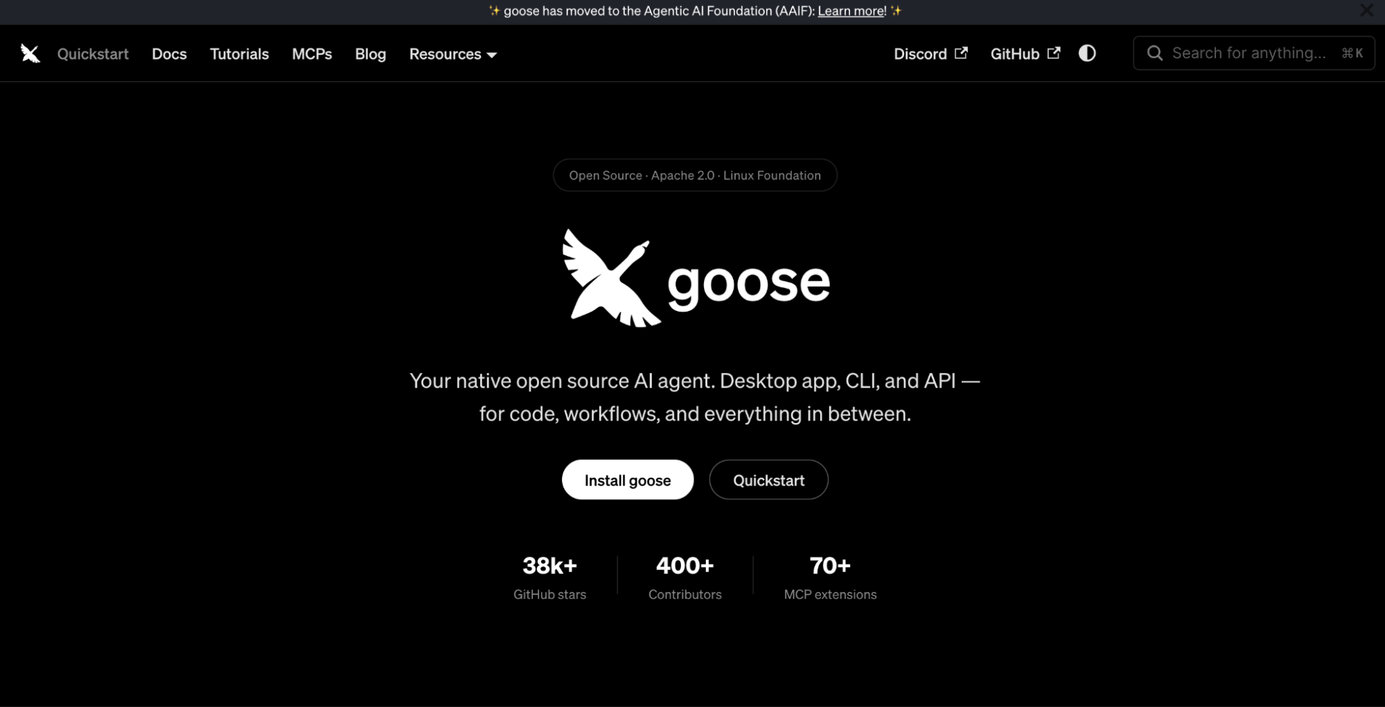 Goose open-source AI agent homepage showing 38k+ GitHub stars, 400+ contributors, and 70+ MCP extensions with Install and Quickstart buttons